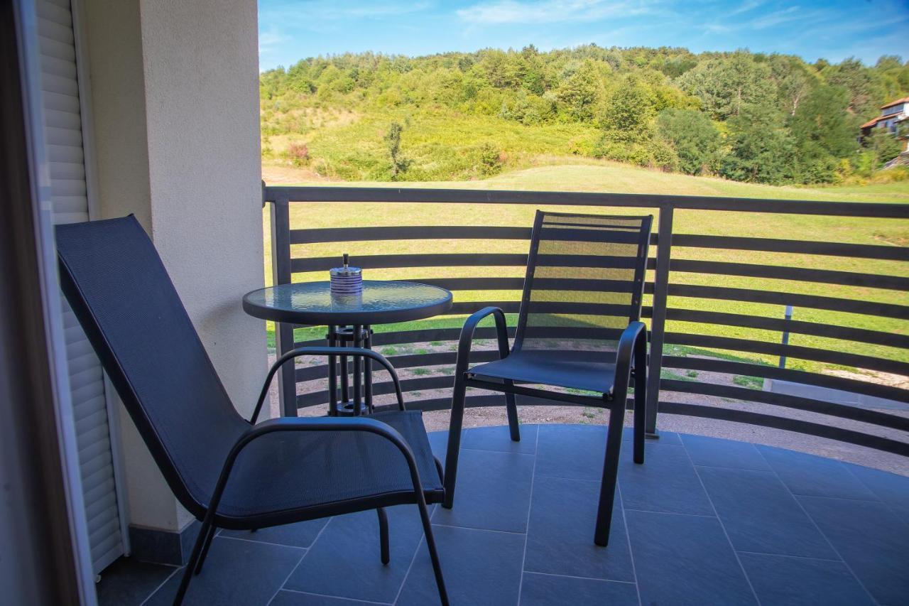 Apartmani Leptir Rakovica Luaran gambar