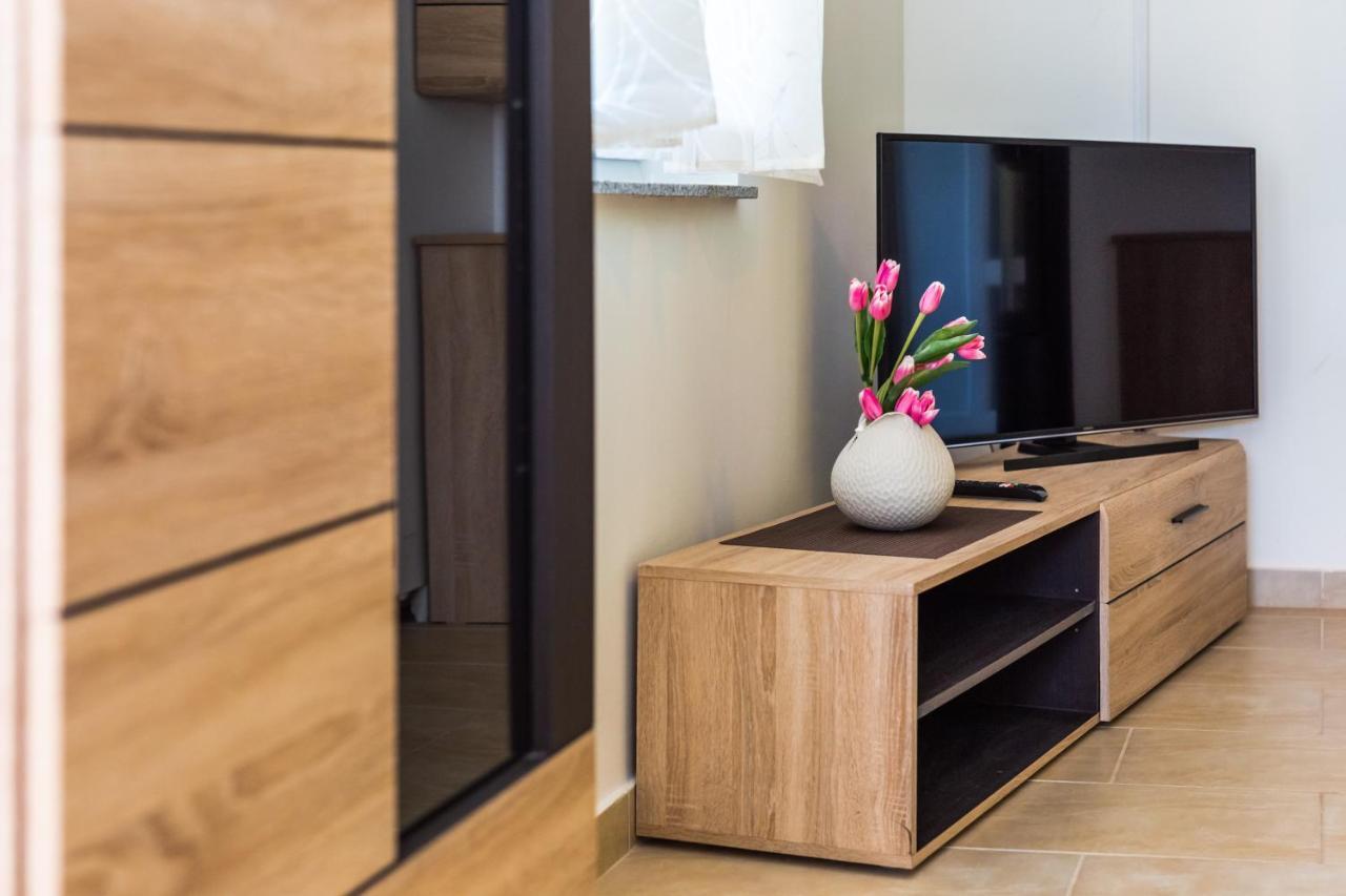 Apartmani Leptir Rakovica Luaran gambar