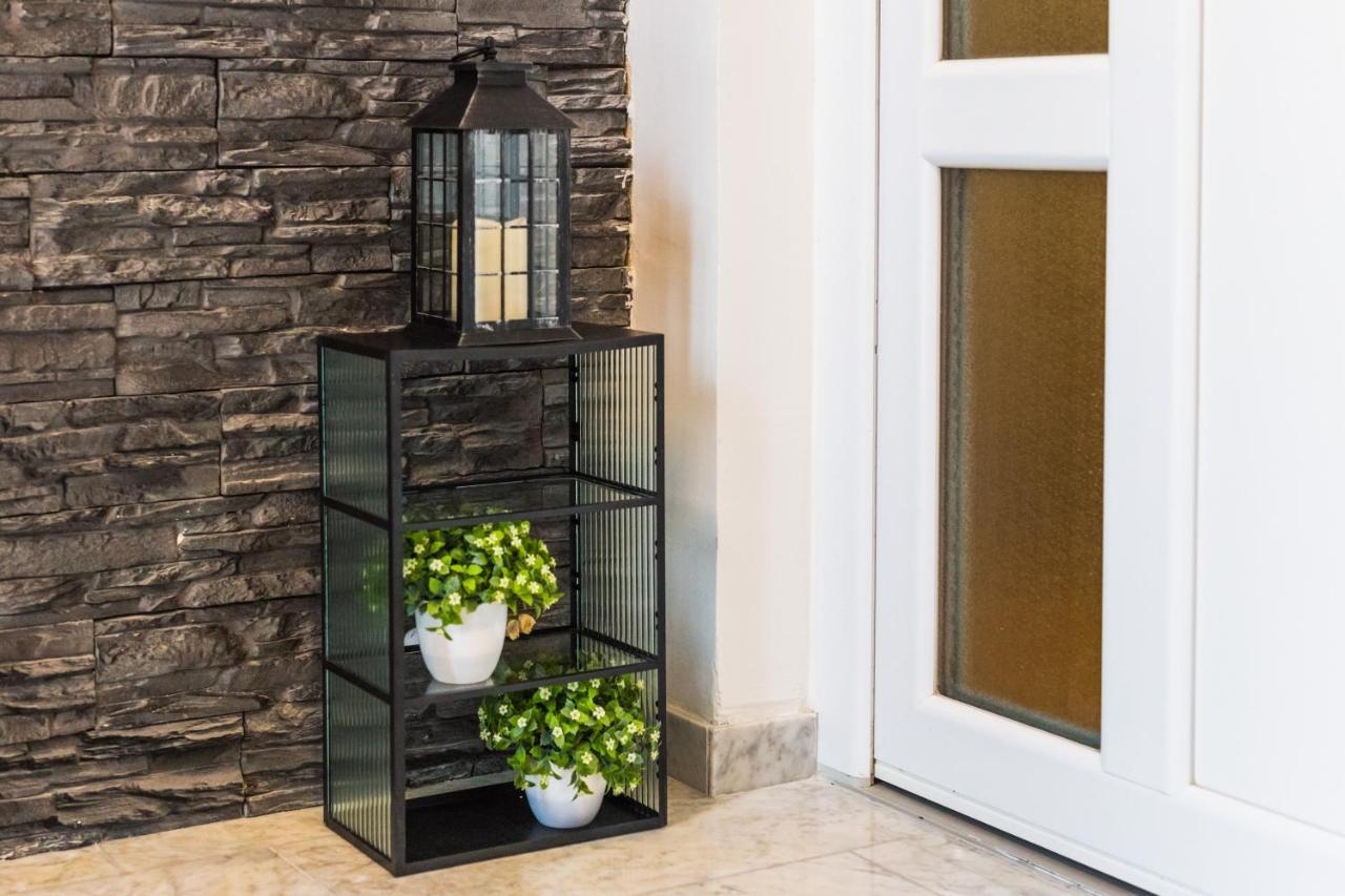 Apartmani Leptir Rakovica Luaran gambar