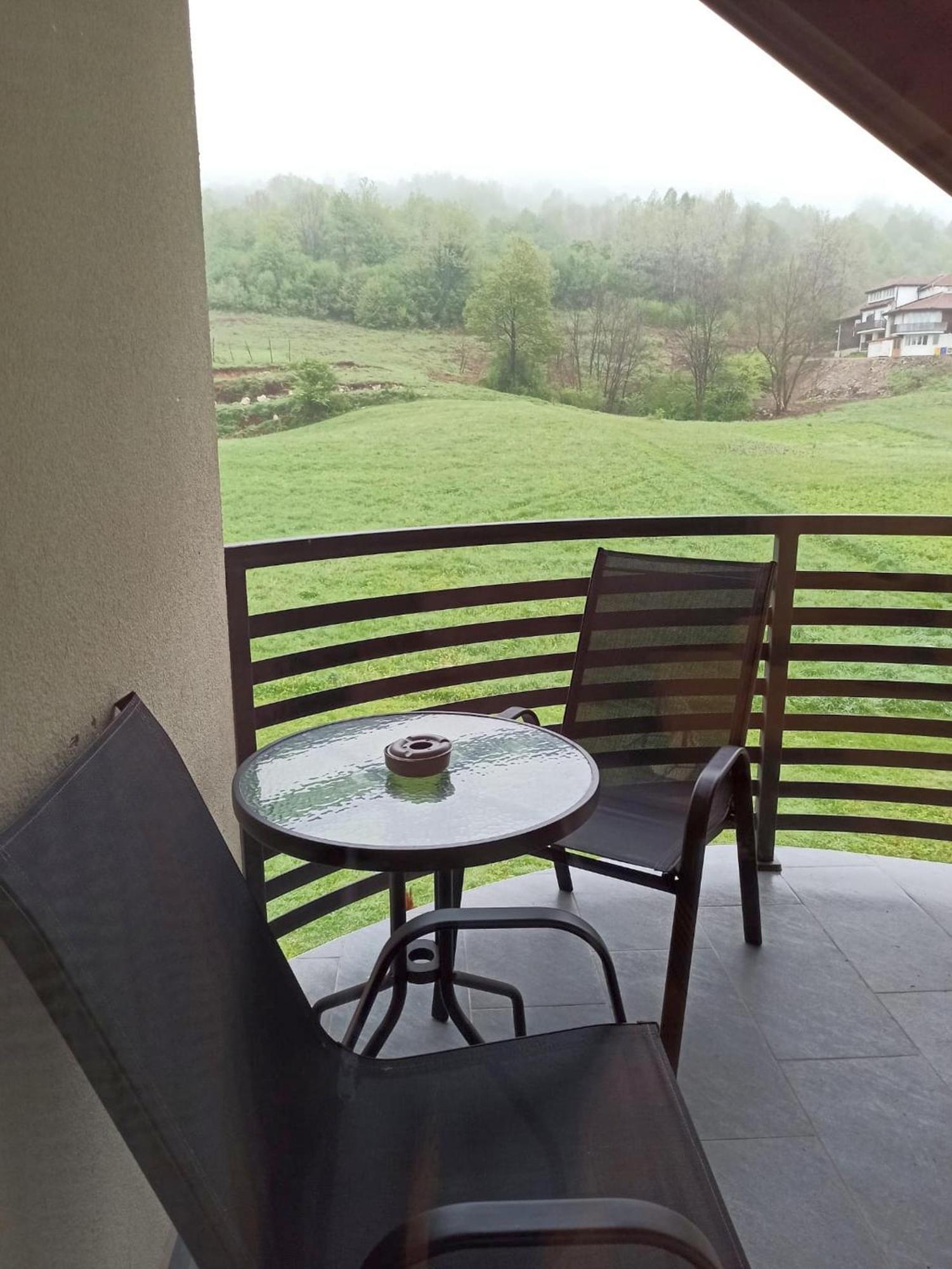 Apartmani Leptir Rakovica Luaran gambar